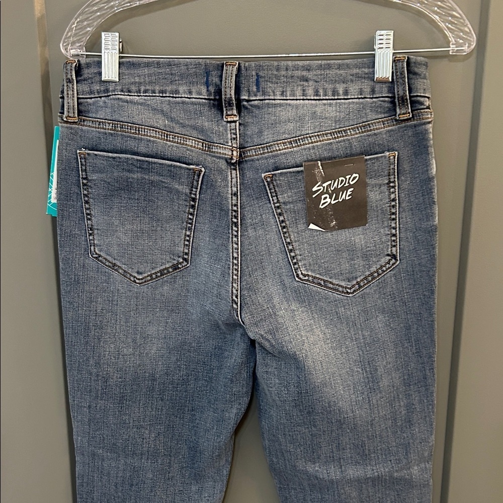 Studio Blue Kenova Capri Jean Women's Distressed Denim Jeans size 29 - Picture 3 of 6